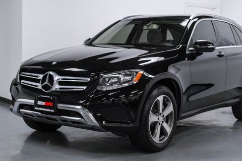 Used 2017 Mercedes-Benz GLC 300 w/ Premium 1 Package image 8