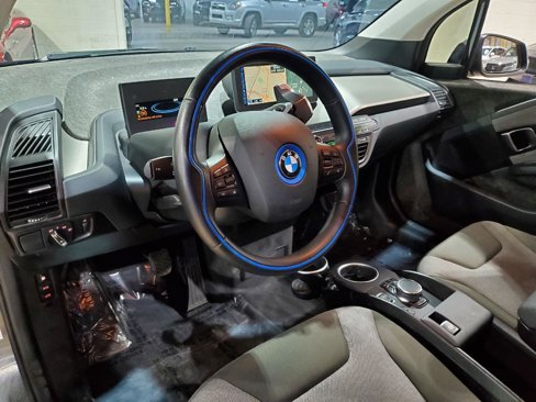 Used 2017 BMW i3 w/ Range Extender image 7