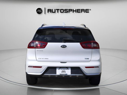 Used 2017 Kia Niro image 8