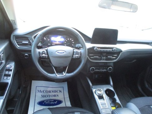 Used 2022 Ford Escape SE w/ Convenience Package image 9