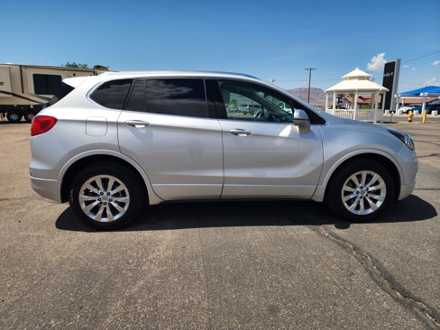 Used 2017 Buick Envision Essence image 4