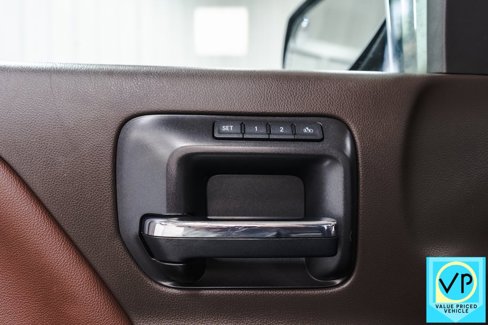 Used 2018 Chevrolet Silverado 1500 High Country image 28
