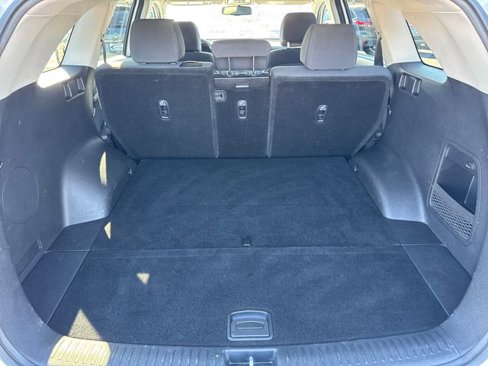 Used 2017 Kia Sorento LX w/ LX Convenience Package image 28