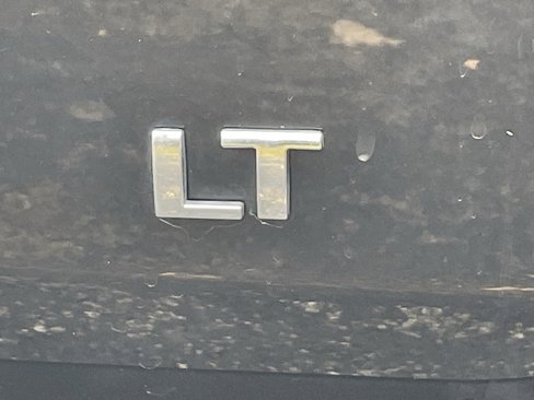 Used 2018 Chevrolet Traverse LT image 22
