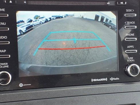 Certified 2019 Toyota Sienna LE image 18