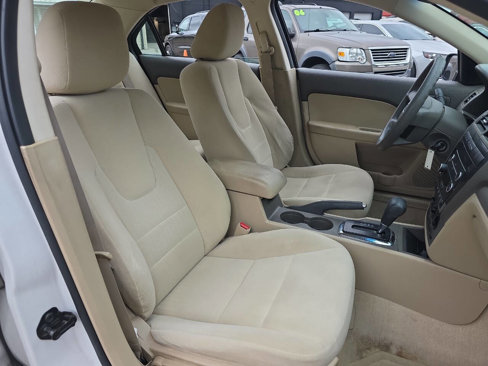 Used 2009 Ford Fusion SE image 14