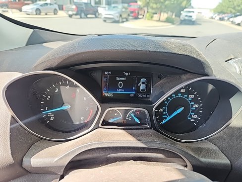 Used 2016 Ford Escape Titanium image 17