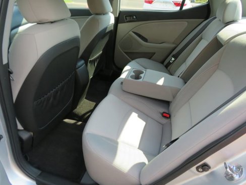 Used 2012 Kia Optima LX w/ Convenience Pkg image 32