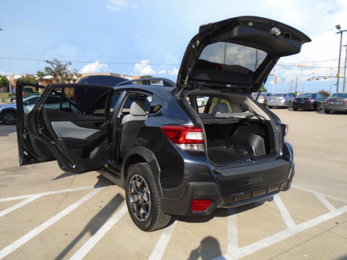 Used 2018 Subaru Crosstrek 2.0i Premium w/ Moonroof Package image 24