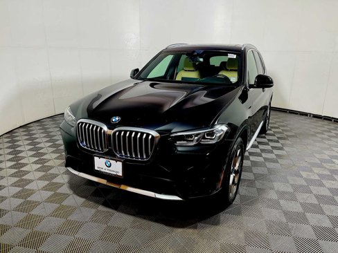 Used 2022 BMW X3 xDrive30i w/ Convenience Package image 3