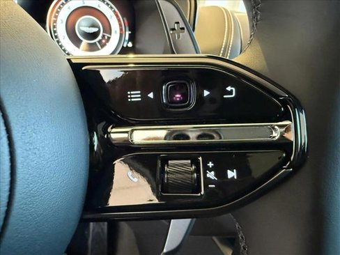 New 2025 Aston Martin DBX 707 image 13