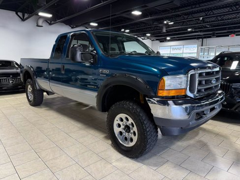Used 2001 Ford F350 4x4 SuperCab Super Duty image 4