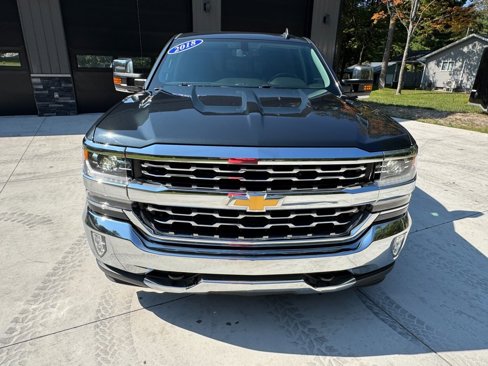 Used 2018 Chevrolet Silverado 1500 LTZ w/ Max Trailering Package image 8