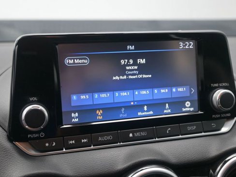 Used 2020 Nissan Sentra S image 13