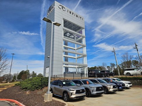 Used 2023 INFINITI QX50 Sensory image 35