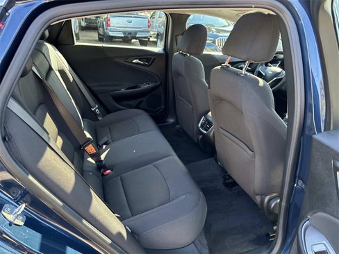 Used 2022 Chevrolet Malibu LT image 12