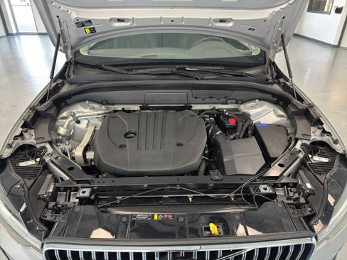 Used 2023 Volvo XC60 B5 Plus image 44