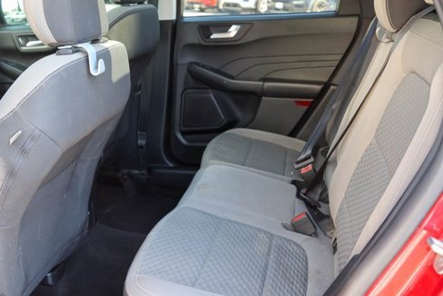 Used 2021 Ford Escape SE w/ SE Sport Appearance Package image 14