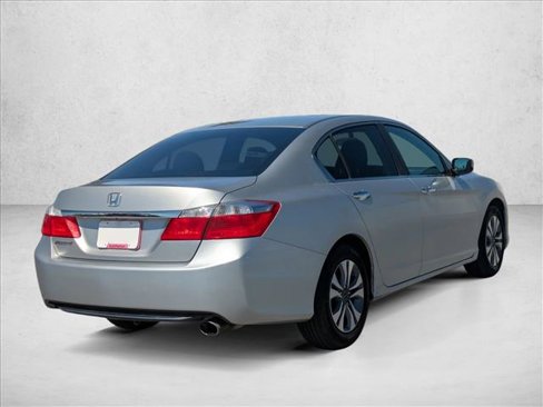 Used 2015 Honda Accord LX image 5