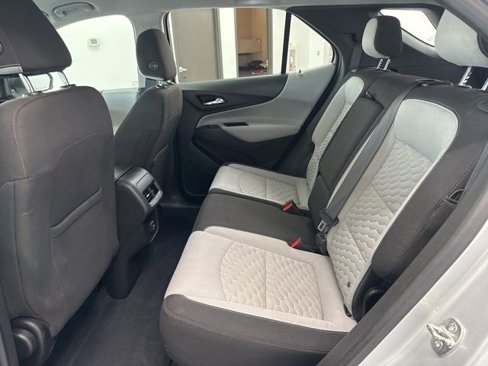 Used 2021 Chevrolet Equinox LS image 20