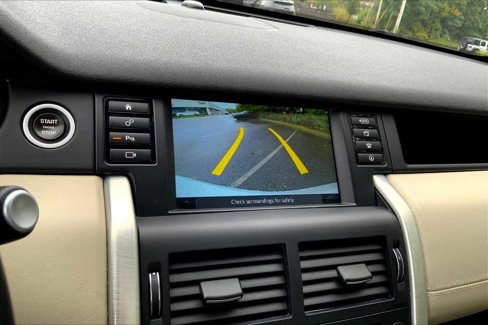 Used 2018 Land Rover Discovery Sport HSE Luxury image 27