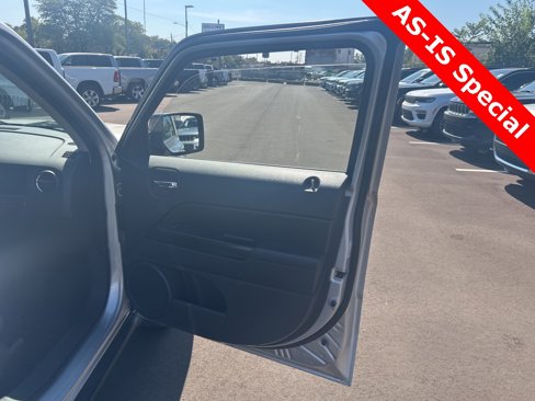 Used 2011 Jeep Patriot Latitude image 18