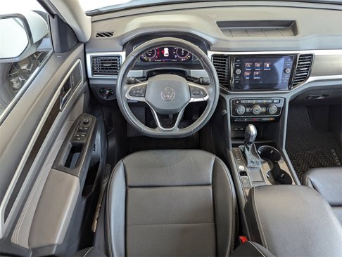 Certified 2023 Volkswagen Atlas SE w/ Black Wheel Package image 14