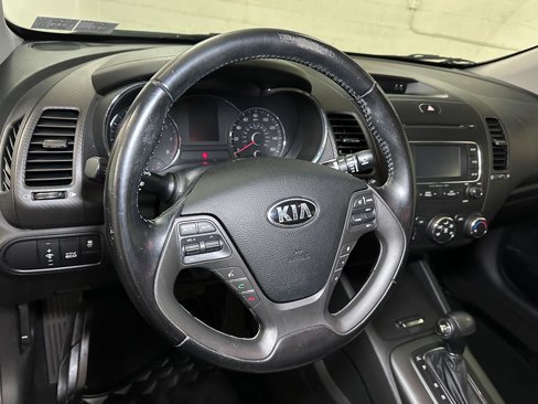 Used 2016 Kia Forte Koup EX image 23