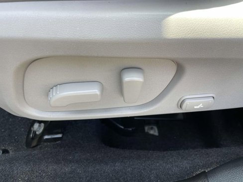 Used 2016 Subaru Forester 2.5i Touring image 14