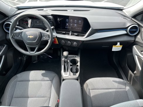 New 2025 Chevrolet Trax LS w/ LS Convenience Package image 11
