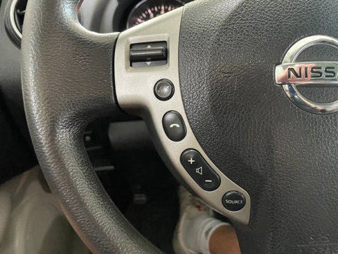 Used 2012 Nissan Rogue SV w/ Premium Pkg image 38
