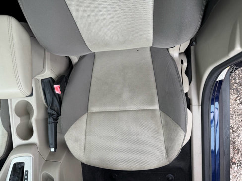 Used 2012 Ford Focus SE image 46