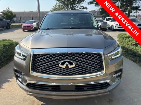 Used 2018 INFINITI QX80 2WD w/ Driver Assistance Package image 2