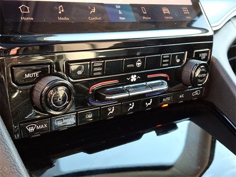 Used 2023 Jeep Grand Cherokee L Limited image 16