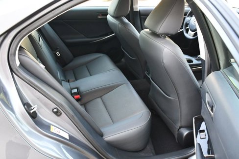 Used 2018 Lexus IS 300 image 17