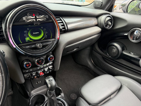 Used 2014 MINI Cooper 2-Door Hardtop image 28