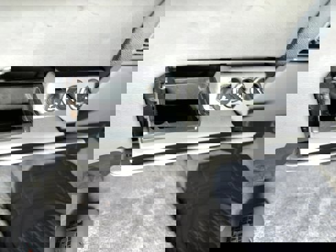 Used 1995 GMC Yukon SLE image 42