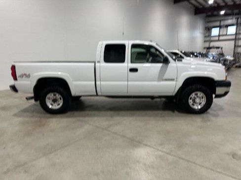 Used 2005 Chevrolet Silverado 2500 LS image 8