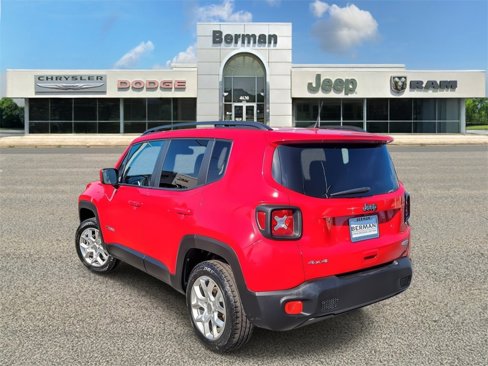 Certified 2018 Jeep Renegade Latitude w/ Safety & Security Group image 7