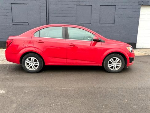 Used 2015 Chevrolet Sonic LT image 7