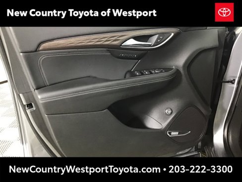 Used 2021 Buick Envision Avenir w/ Technology Package II image 10