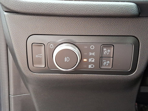 Certified 2022 Ford Escape SEL w/ SEL Stealth AWD Package image 27