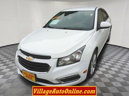 Used 2015 Chevrolet Cruze LT image 8