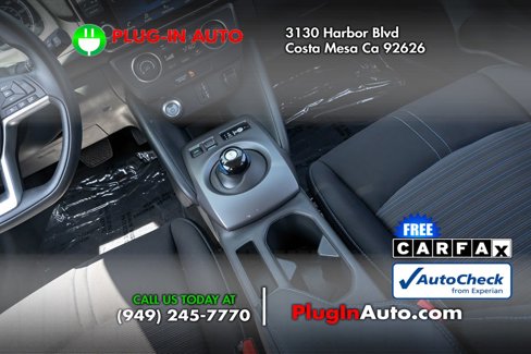 Used 2024 Nissan Leaf S image 15