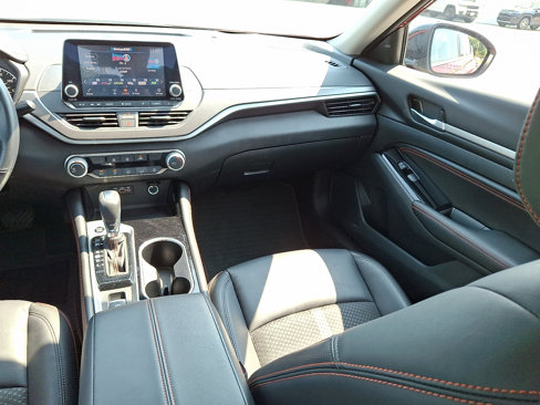 Used 2023 Nissan Altima 2.5 SR image 16