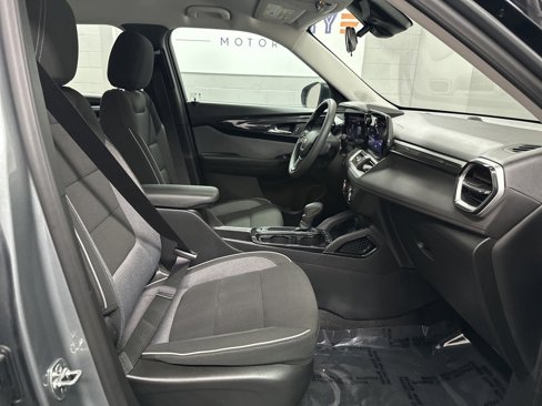 Used 2024 Chevrolet TrailBlazer LS image 22