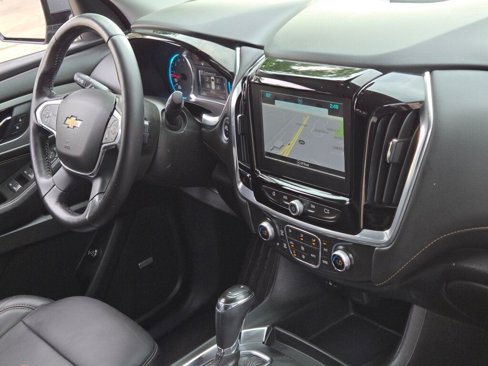 Used 2018 Chevrolet Traverse LT image 8