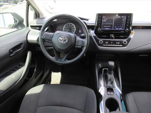 Used 2022 Toyota Corolla LE image 14