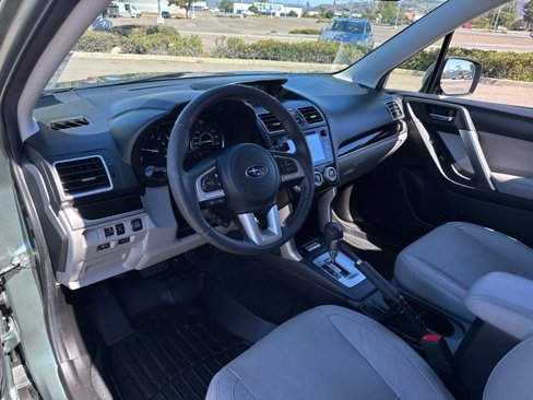 Used 2017 Subaru Forester 2.5i Limited image 6