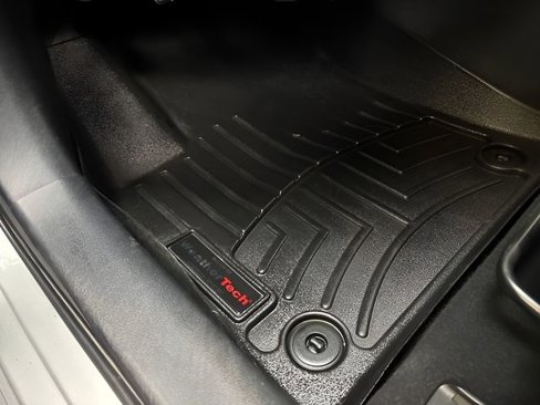 Used 2021 Toyota Prius L Eco image 31